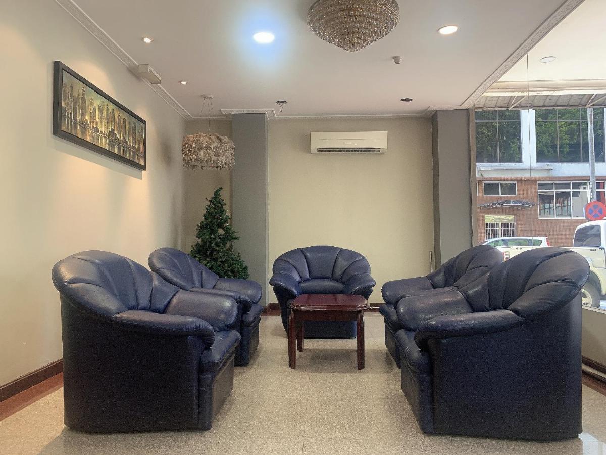 סיבו River Park Hotel מראה חיצוני תמונה